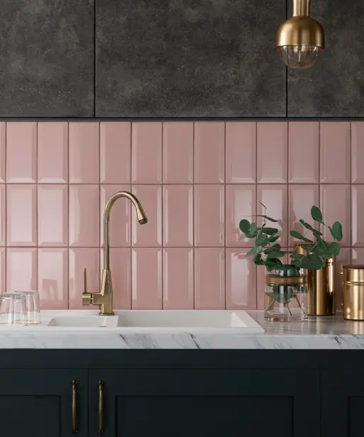 Pink Mteros